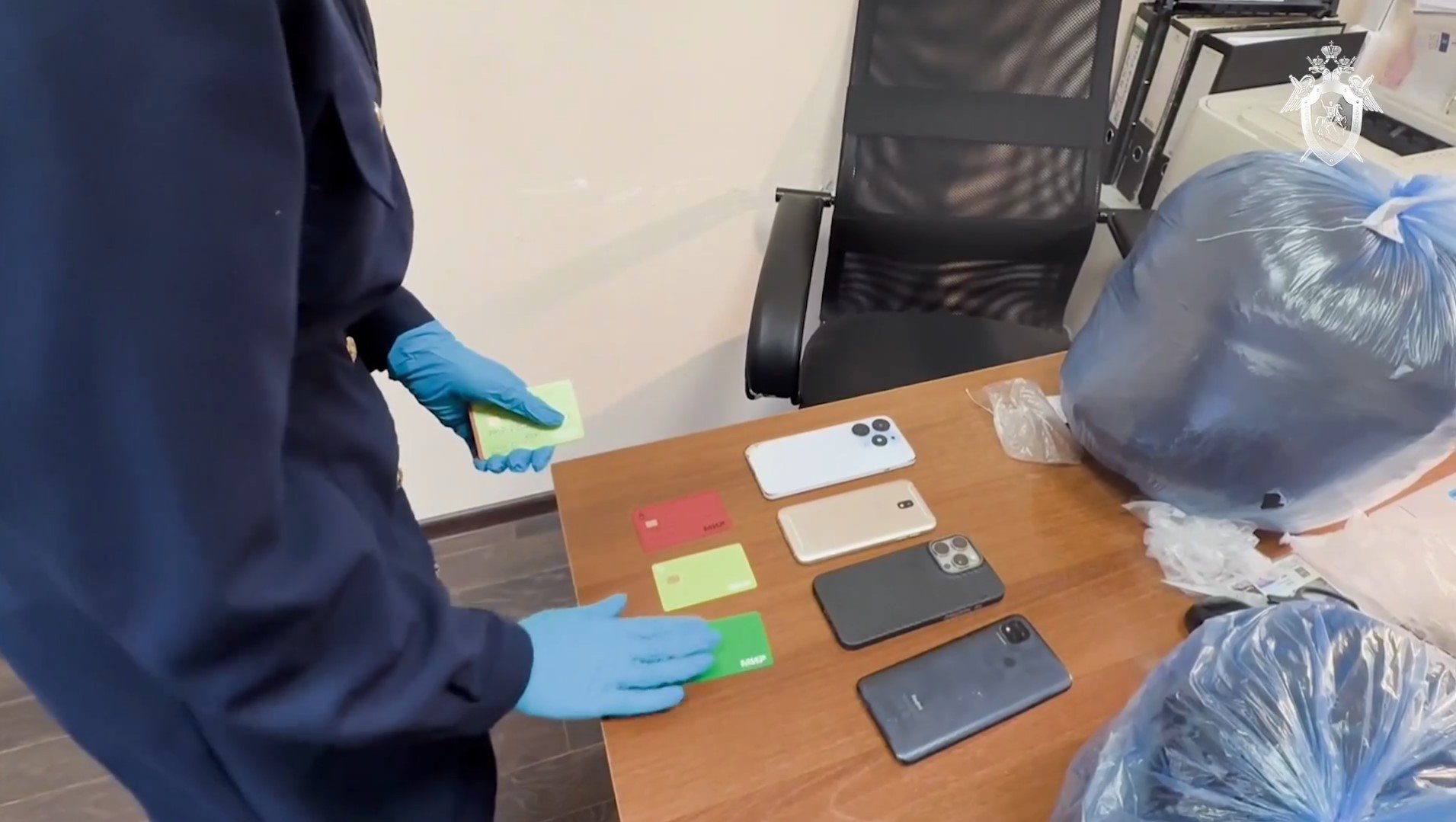 Молодым барнаульцам предъявили обвинение в диверсии