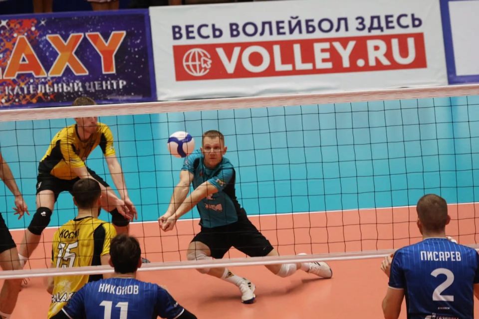 ������������ ������������ ���� ������� ���������-������ � 1:3