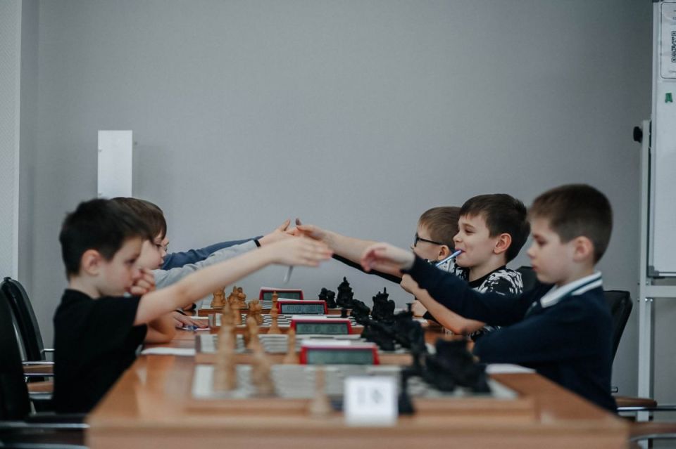 ������ ������ � ����� ������� � ���������� ���������� ���� ����� ����� �� 9 ���