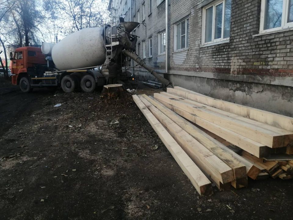 � ��������� ������������ ��������-����������������� ������ � ��������������� ����� �� ��. ���������, 19 � ��. �������, 14