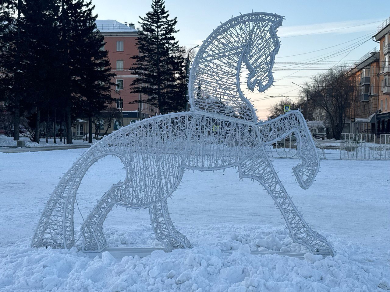В Рубцовске идёт подготовка к Новому году В Рубцовске идёт подготовка к Новому году