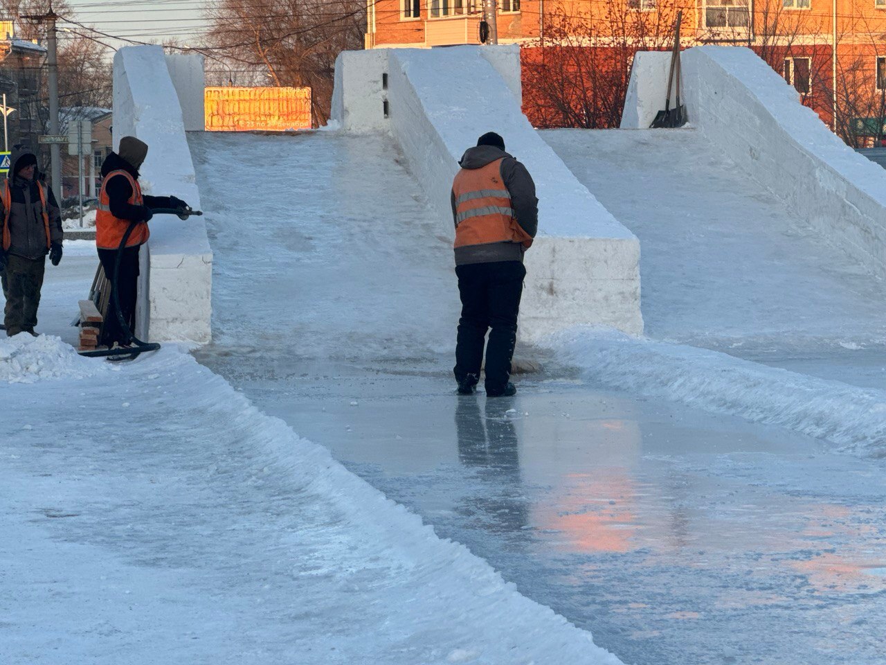 В Рубцовске идёт подготовка к Новому году В Рубцовске идёт подготовка к Новому году