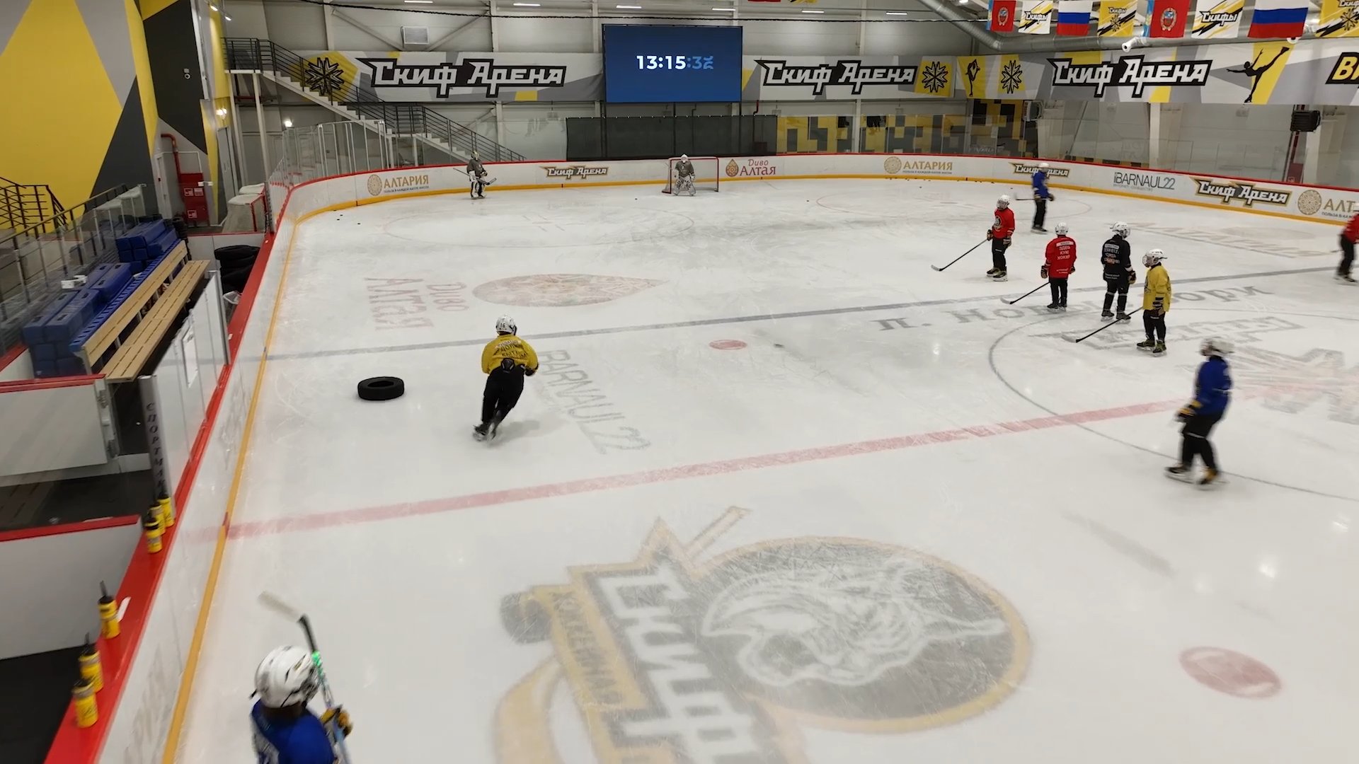 Завершили 2025 год яркой победой и поблагодарили болельщиков! Завершили 2025 год яркой победой и поблагодарили болельщиков!