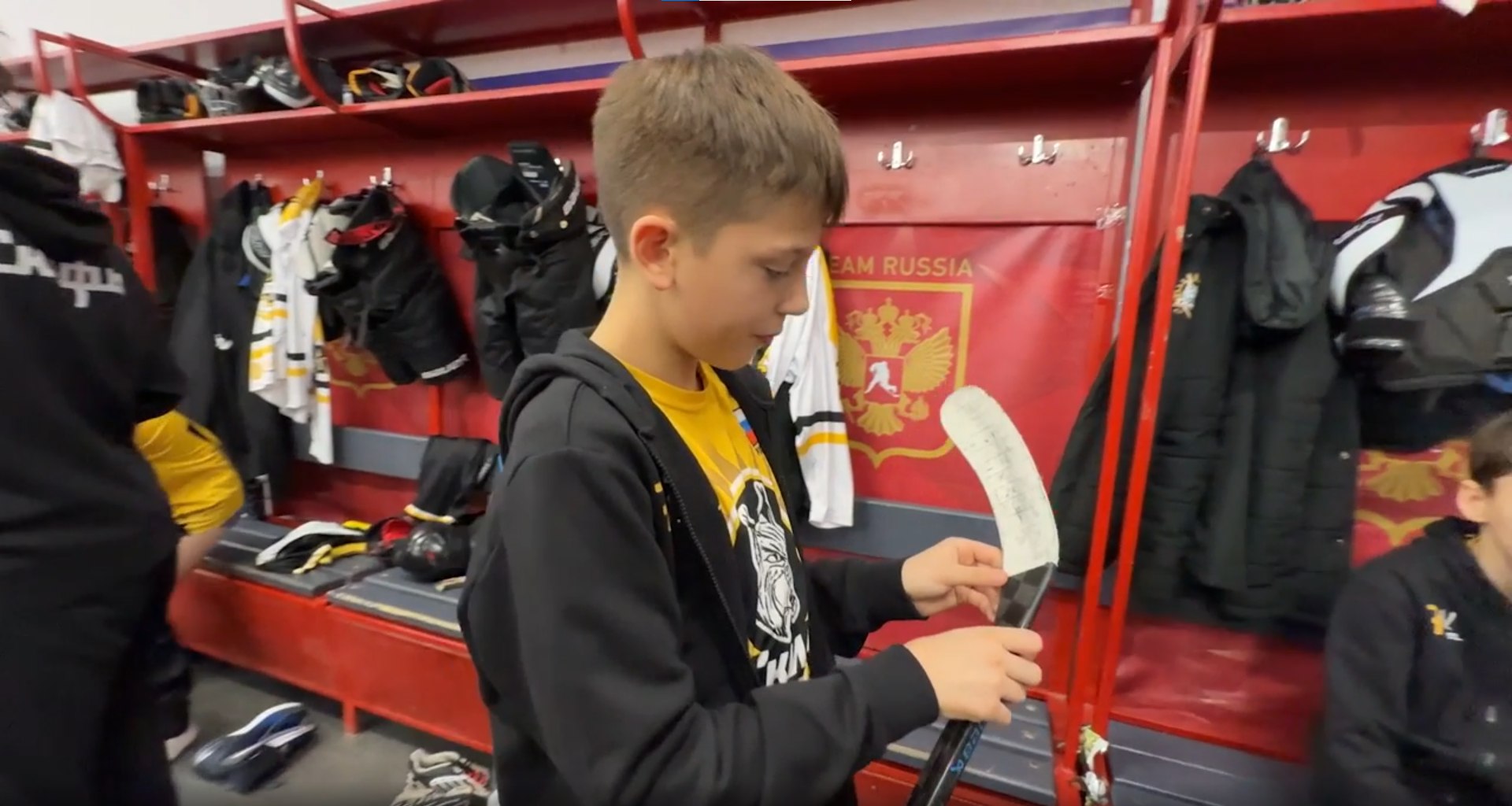 Завершили 2025 год яркой победой и поблагодарили болельщиков! Завершили 2025 год яркой победой и поблагодарили болельщиков!