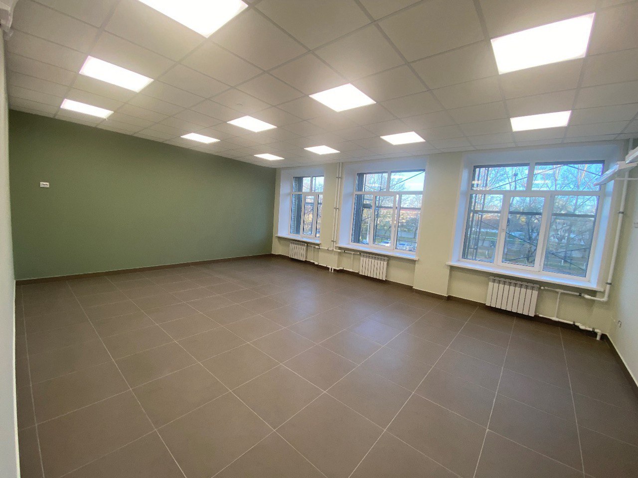 При надзорном сопровождении прокуратуры Алтайского края завершен капитальный ремонт школы № 4 в г. Алейске При надзорном сопровождении прокуратуры Алтайского края завершен капитальный ремонт школы № 4 в г. Алейске