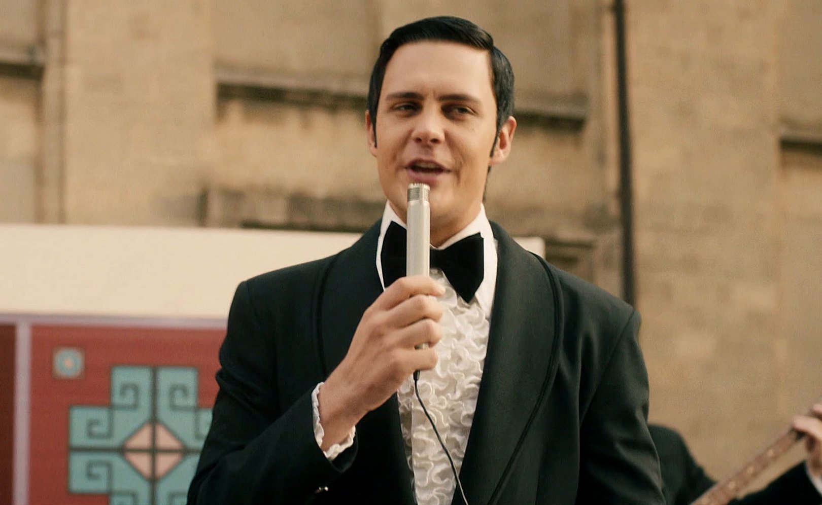 А знаете ли вы, что Муслим Магомаев озвучил Трубадура, Сыщика и Атаманшу в продолжении мультфильма «Бременские музыканты»? А знаете ли вы, что Муслим Магомаев озвучил Трубадура, Сыщика и Атаманшу в продолжении мультфильма «Бременские музыканты»?