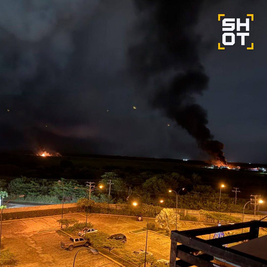 Трамп отдал приказ о нанесении ударов по целям внутри Венесуэлы, включая военные объекты, сообщает CBS News Трамп отдал приказ о нанесении ударов по целям внутри Венесуэлы, включая военные объекты, сообщает CBS News