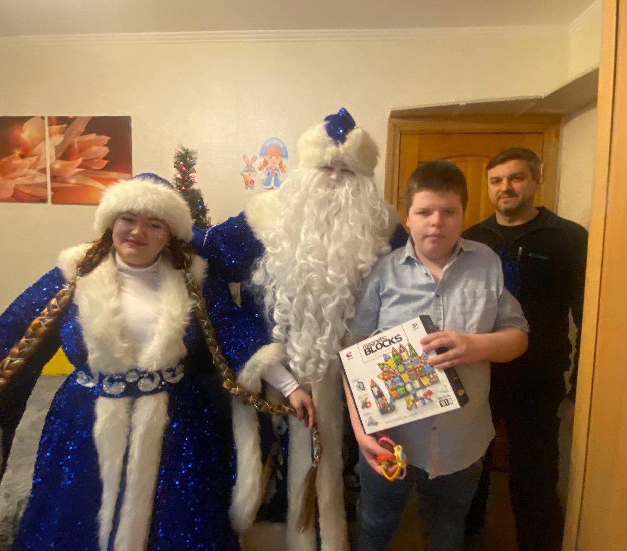 Депутаты исполняют мечты юных жителей Барнаула в рамках акции «Ёлка желаний» Депутаты исполняют мечты юных жителей Барнаула в рамках акции «Ёлка желаний»