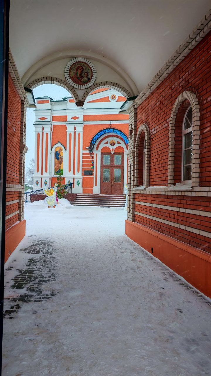 Храмы Барнаула готовятся к Рождеству Храмы Барнаула готовятся к Рождеству