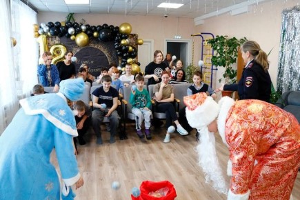 Добрая традиция в рамках акции «Полицейский Дед Мороз»