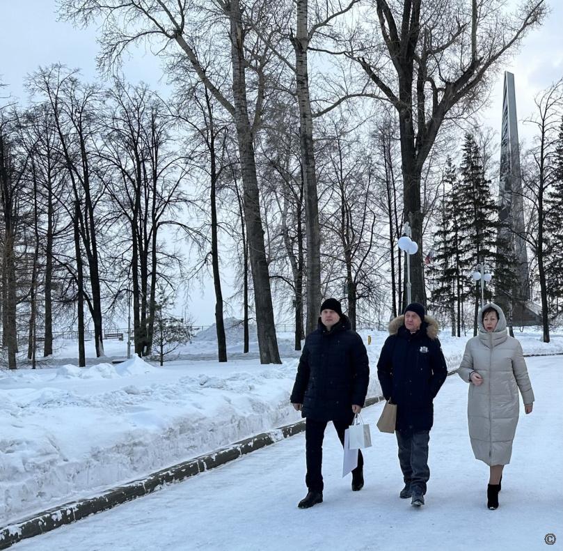 Вячеслав Франк посетил главные праздничные площадки Барнаула