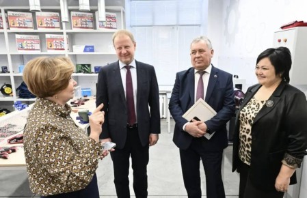 ������ �������: ����� 100 ����� ������� ���������� ���� ������������� � ������������ �������� �������, ������������ �������� �������������� ����������� �� ���������� �������