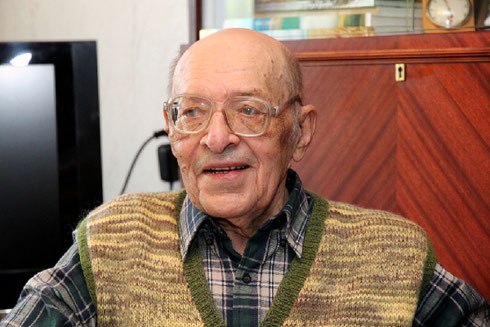 Анатолий Игнатович: человек, который спас целинный хлеб Алтая Анатолий Игнатович: человек, который спас целинный хлеб Алтая