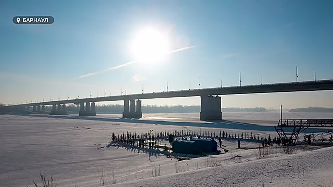 Крещенские морозы на Алтае: как готовятся к купаниям в аномальный холод