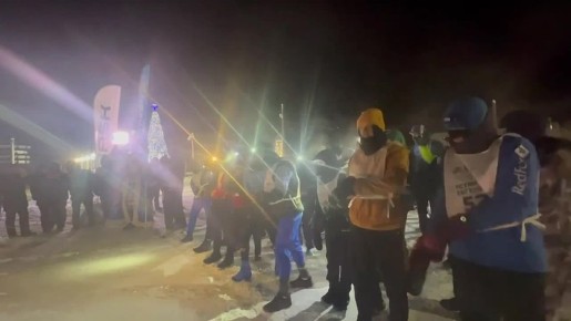 ������� ������� �������� ������������� � �������� �� 4 ���� 45 ����� � ����� ������ ����� � ����� ���������