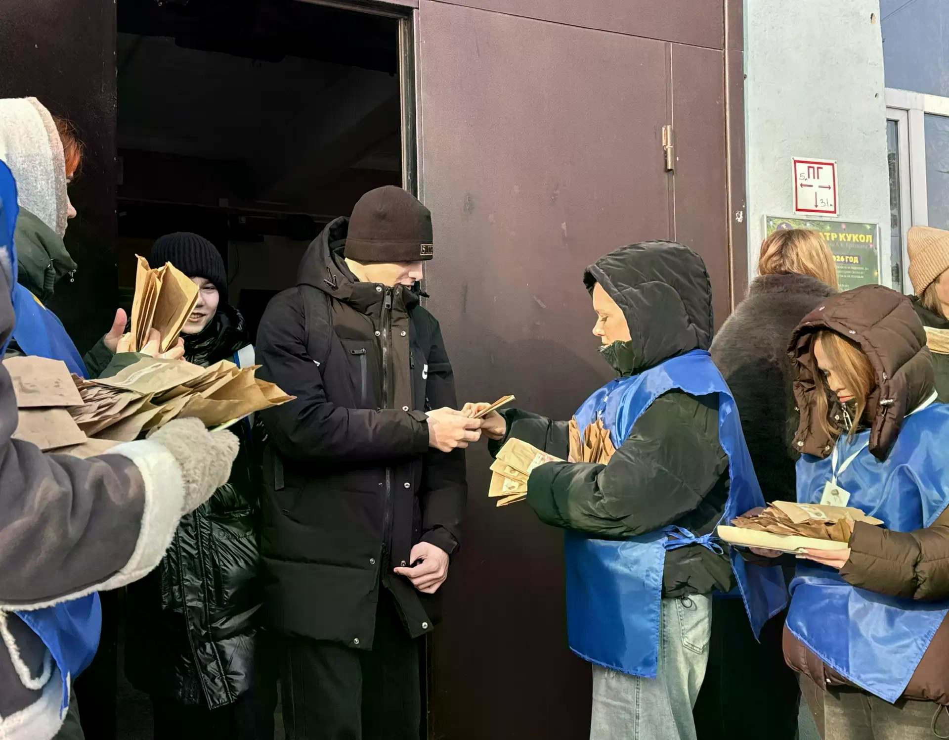 Рубцовчане почтили память жителей и защитников блокадного Ленинграда Рубцовчане почтили память жителей и защитников блокадного Ленинграда