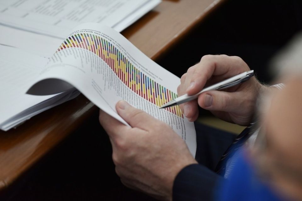 Нарушителей тишины и покоя будут строже наказывать рублем