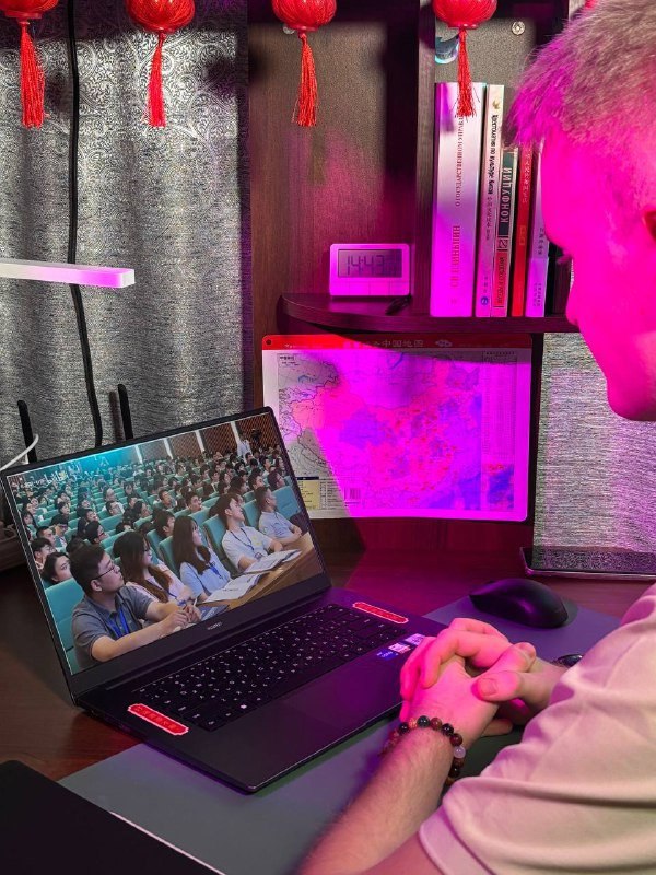 Студент из Барнаула Никита Казаков провёл год в Китае Студент из Барнаула Никита Казаков провёл год в Китае