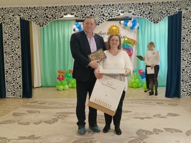Юрий Ряполов поздравил с юбилеем детский сад №276