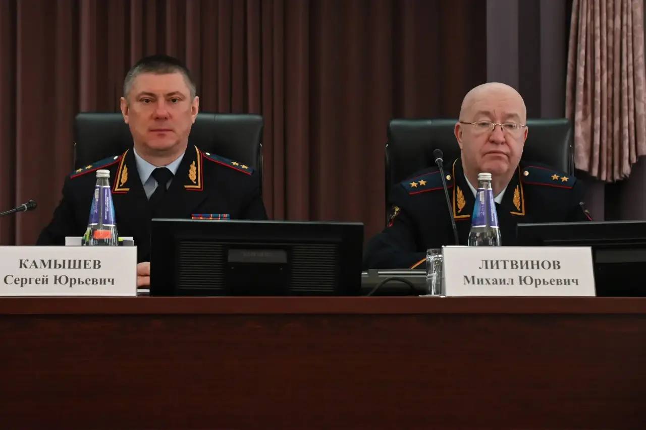 В ГУ МВД России по Алтайскому краю подвели итоги оперативно-служебной деятельности за 2025 год В ГУ МВД России по Алтайскому краю подвели итоги оперативно-служебной деятельности за 2025 год