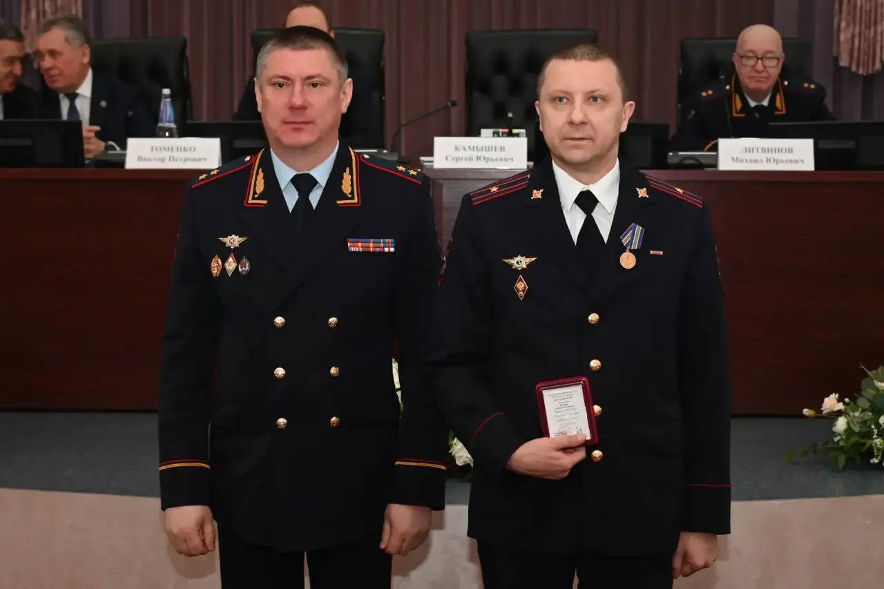 В ГУ МВД России по Алтайскому краю подвели итоги оперативно-служебной деятельности за 2025 год В ГУ МВД России по Алтайскому краю подвели итоги оперативно-служебной деятельности за 2025 год