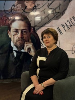 29 января исполняется 166 лет со дня рождения Антона Павловича Чехова — писателя, чьим именем названы более тысячи улиц по всей России