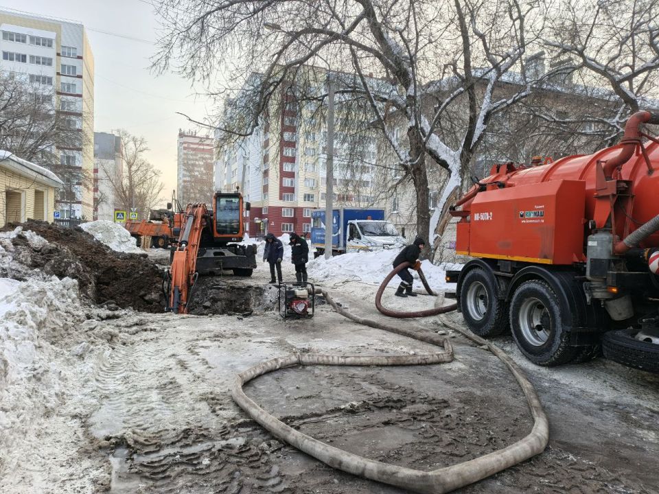17:20 Повреждение водопровода по адресу ул. Беляева - ул. Глушкова устранено. Водоснабжение восстановлено