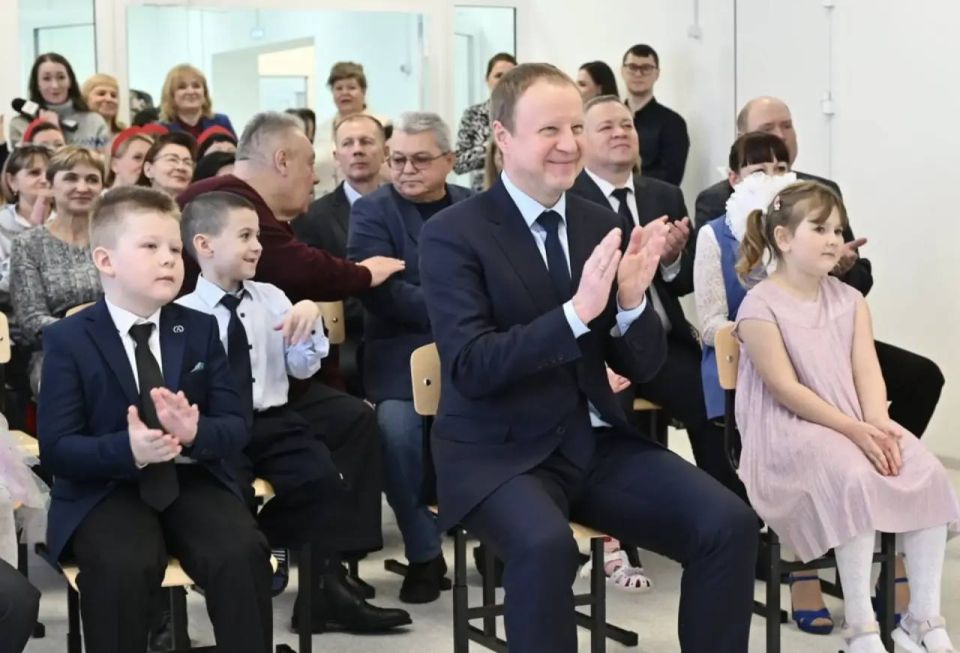 Виктор Томенко: В Косихе открылся после серьезного ремонта детский сад №3 «Чебурашка», где занимаются около сотни ребят