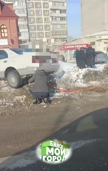 Красивый "взлёт" авто на Советской