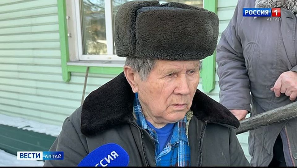 В Камне-на-Оби объявлена массовая вакцинация животных из-за нападения бешеной лисы