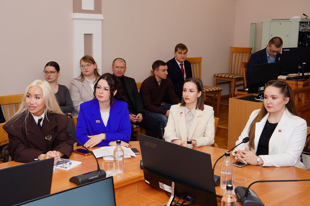 В Алтайском крае стартовал Месячник молодого избирателя В Алтайском крае стартовал Месячник молодого избирателя
