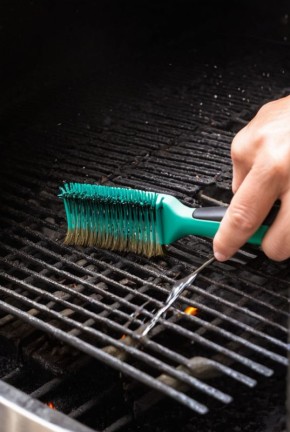 Как выбрать идеальную щетку для гриля и ухаживать за решеткой