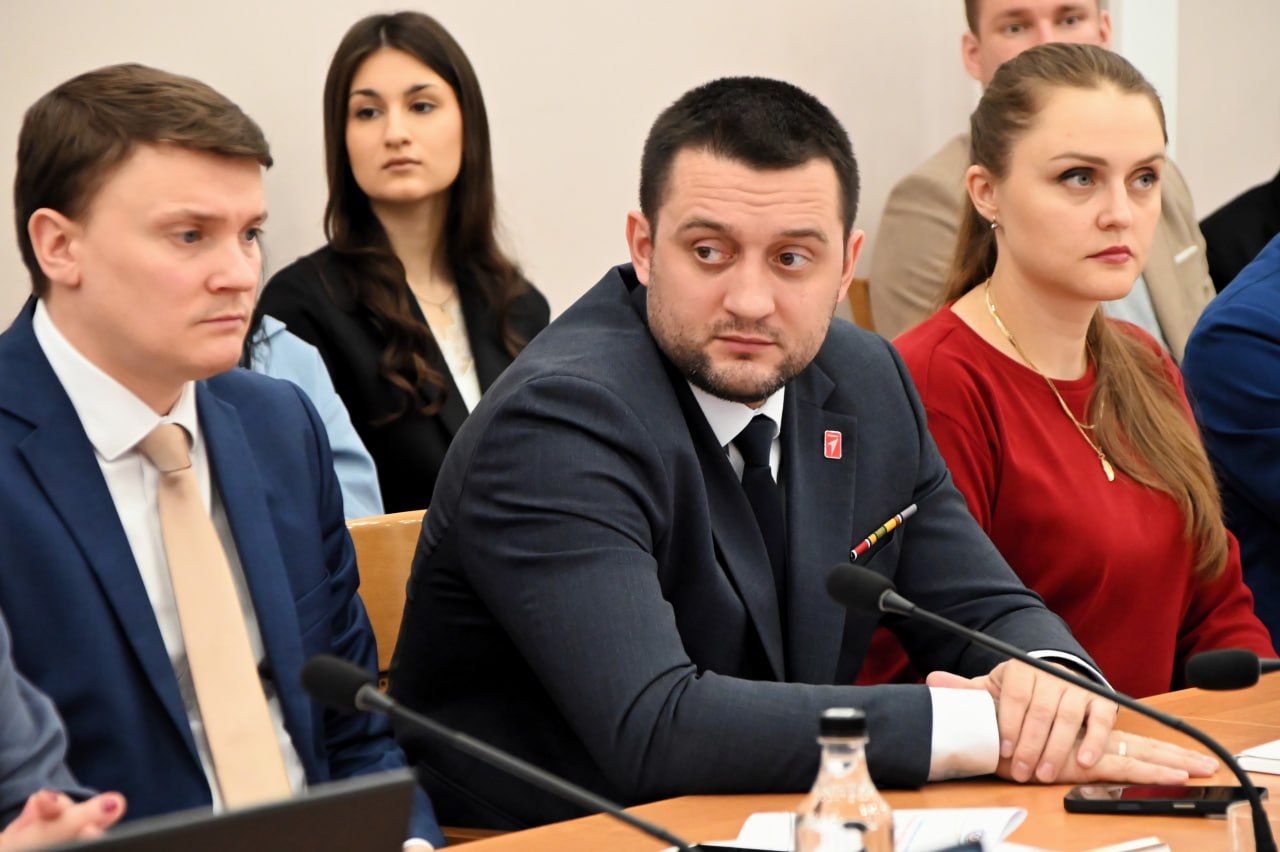 Время молодых. В Алтайском крае стартовал Месячник молодого избирателя Время молодых. В Алтайском крае стартовал Месячник молодого избирателя