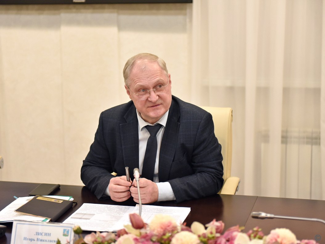 Вячеслав Франк провел оперативное аппаратное совещание Вячеслав Франк провел оперативное аппаратное совещание