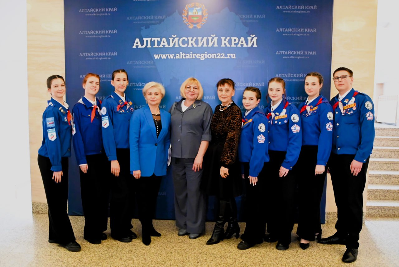 Время молодых. В Алтайском крае стартовал Месячник молодого избирателя Время молодых. В Алтайском крае стартовал Месячник молодого избирателя