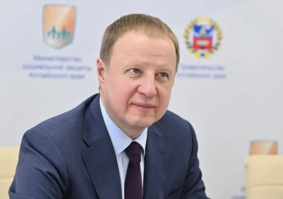 Губернатор Алтайского края Виктор Томенко назначил участника специальной военной операции Никиту Рыжих на должность заместителя министра соцзащиты региона