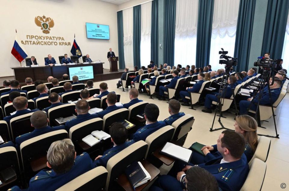 Итоги работы за 2025 год обсудили на коллегии прокуратуры Алтайского края