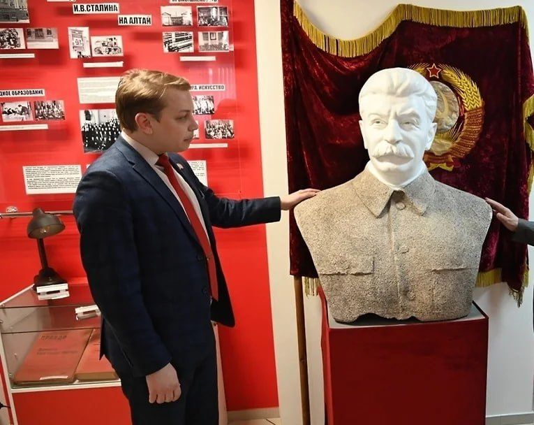 За мошенничество к четырем годам условно приговорили бывшего депутата заксобрания Алтайского края от партии «Коммунисты России» Сергея Матасова