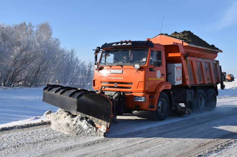Более 300 единиц техники будут обеспечивать проезд по трассам Алтайского края в период непогоды