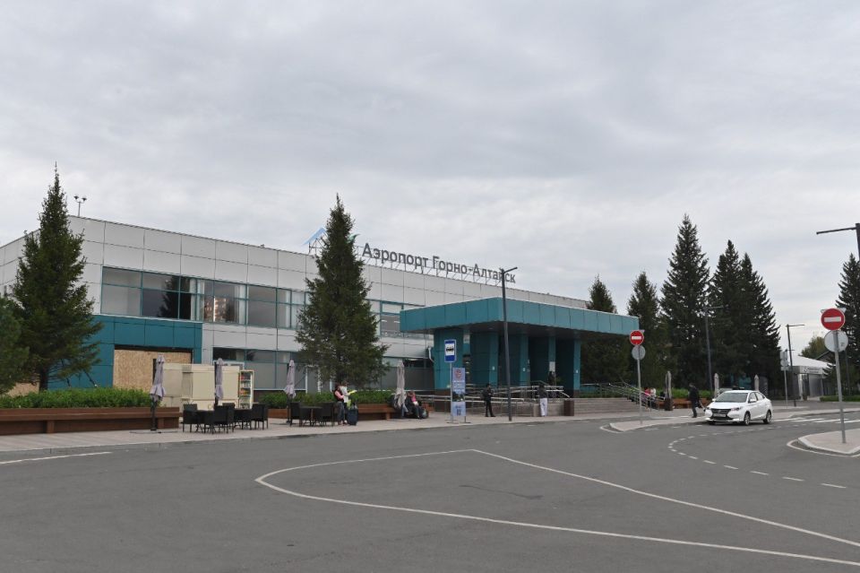 Уважаемые работники и ветераны гражданской авиации России!