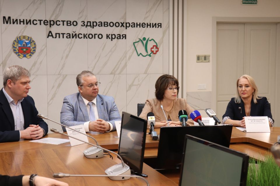 Ирина Молчанова приняла участие в пресс-конференции по вопросам репродуктивного здоровья