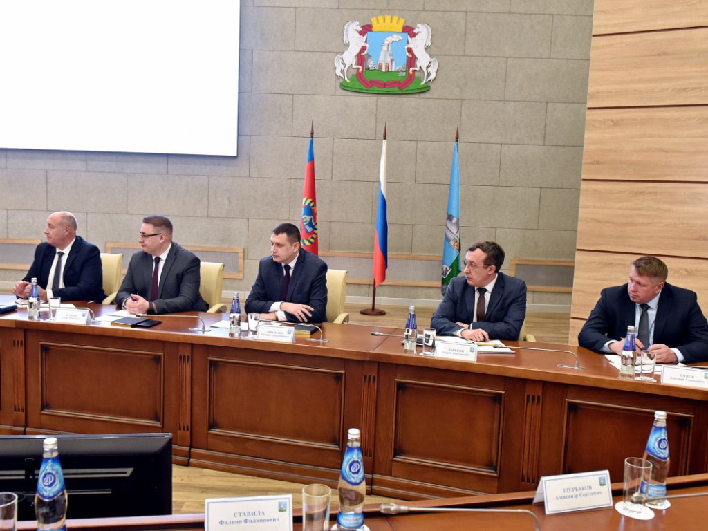 Меры по борьбе с подростковой преступностью обсудили в администрации города Меры по борьбе с подростковой преступностью обсудили в администрации города