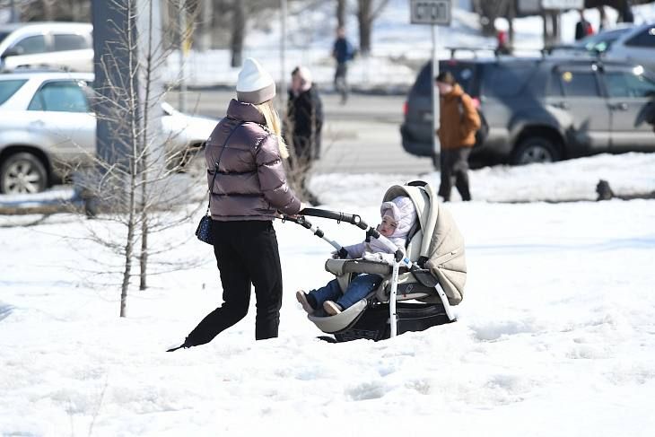 В Алтайском крае увеличились выплаты семьям с детьми