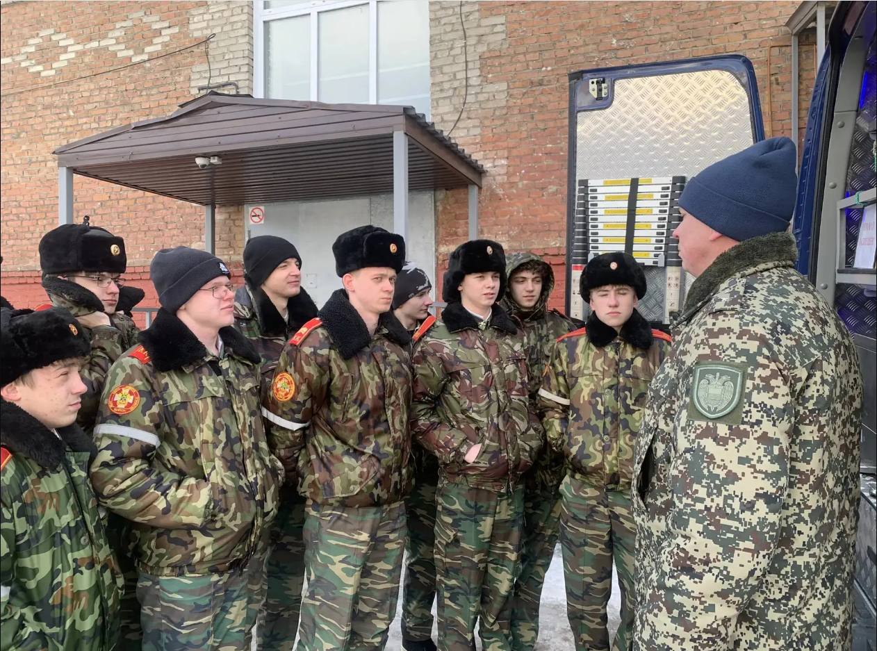 Межрегиональный кадетский лыжный десант – дань памяти героям России