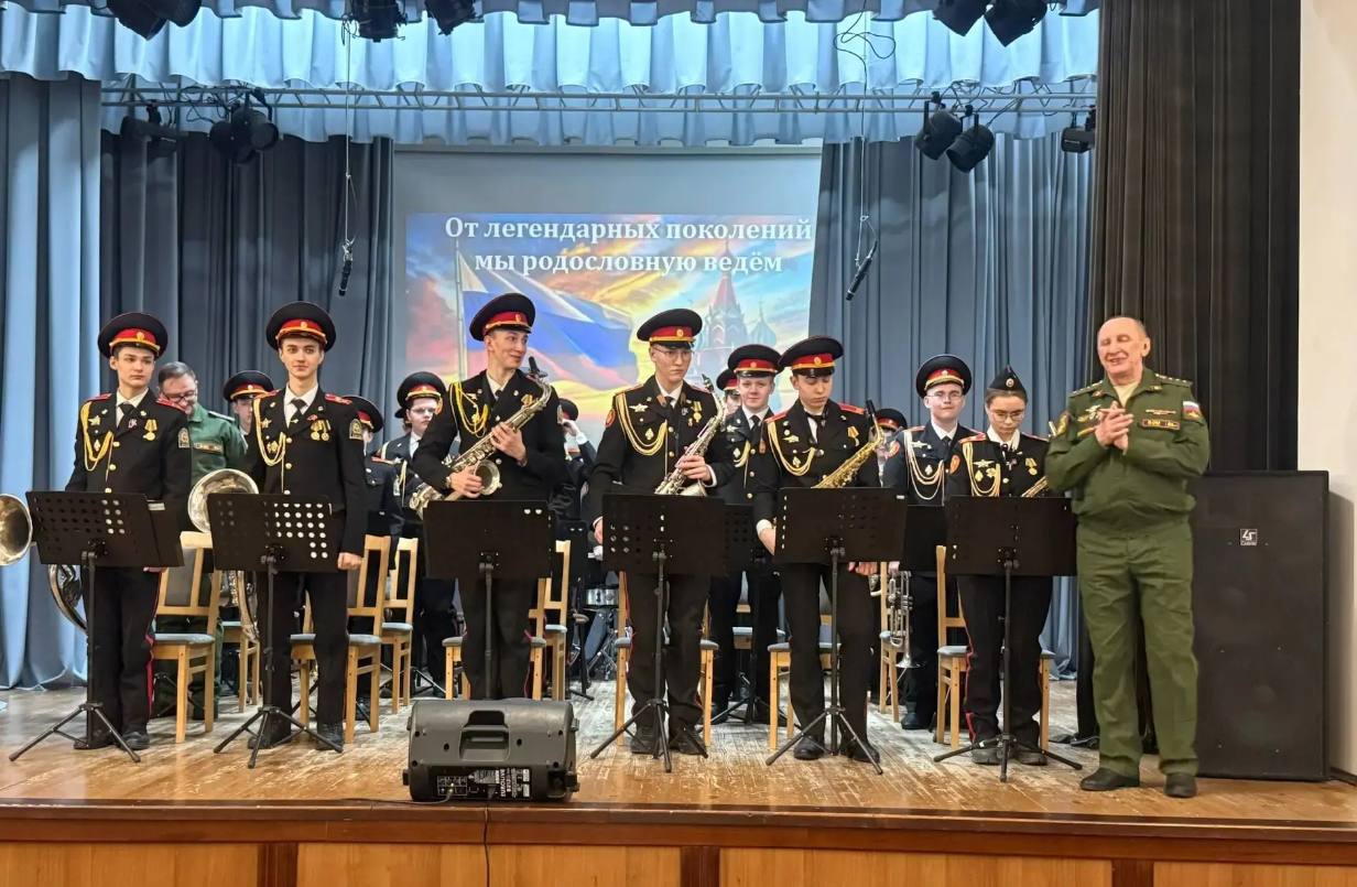 Межрегиональный кадетский лыжный десант – дань памяти героям России Межрегиональный кадетский лыжный десант – дань памяти героям России