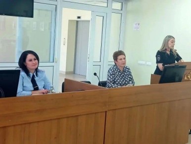 На встрече обсудили важные вопросы миграционного законодательства