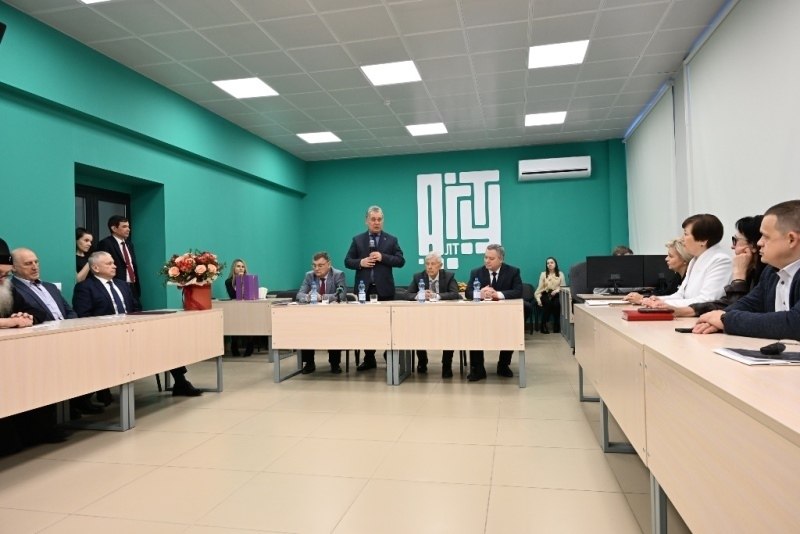 Патриарх алтайской политики отметил юбилей Патриарх алтайской политики отметил юбилей