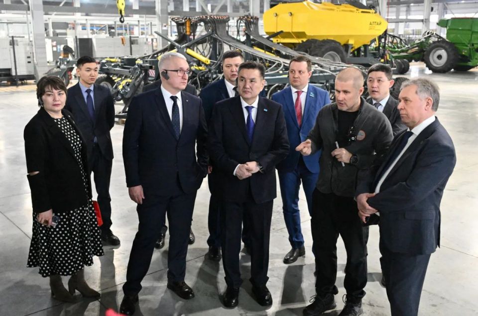 Делегация Восточно-Казахстанской области Республики Казахстан во главе с акимом области прибыла в Алтайский край с рабочим визитом