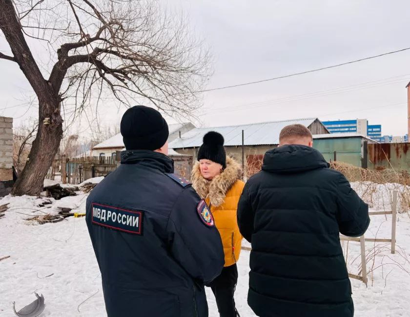 Неизвестные застрелили собаку в Бийске Неизвестные застрелили собаку в Бийске