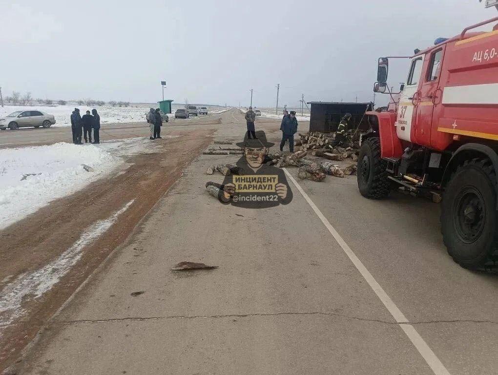 Смертельная аварии с участием лесовоза произошла на трассе К-21